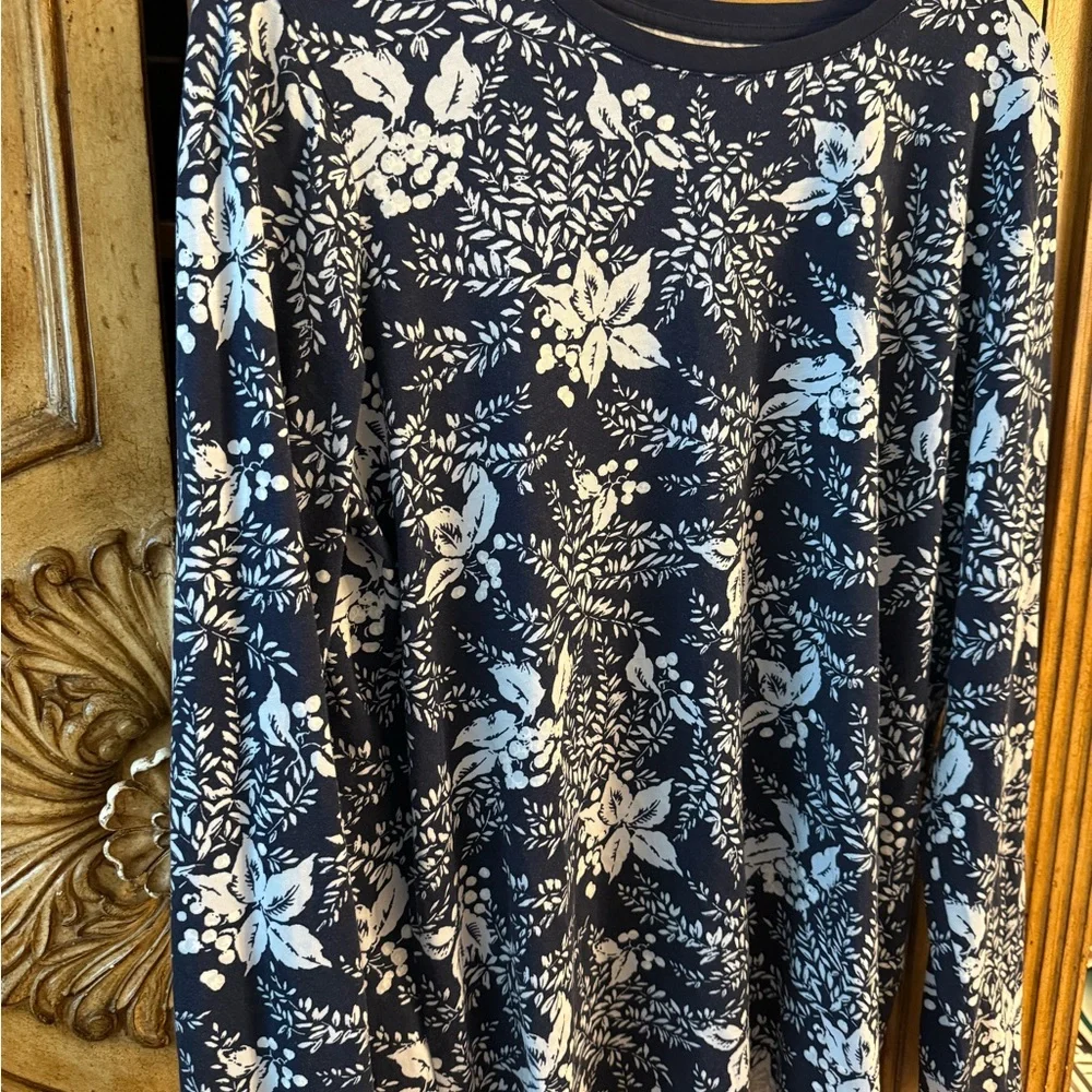 Lands' End Navy and White Floral Top - Picture 1 of 2